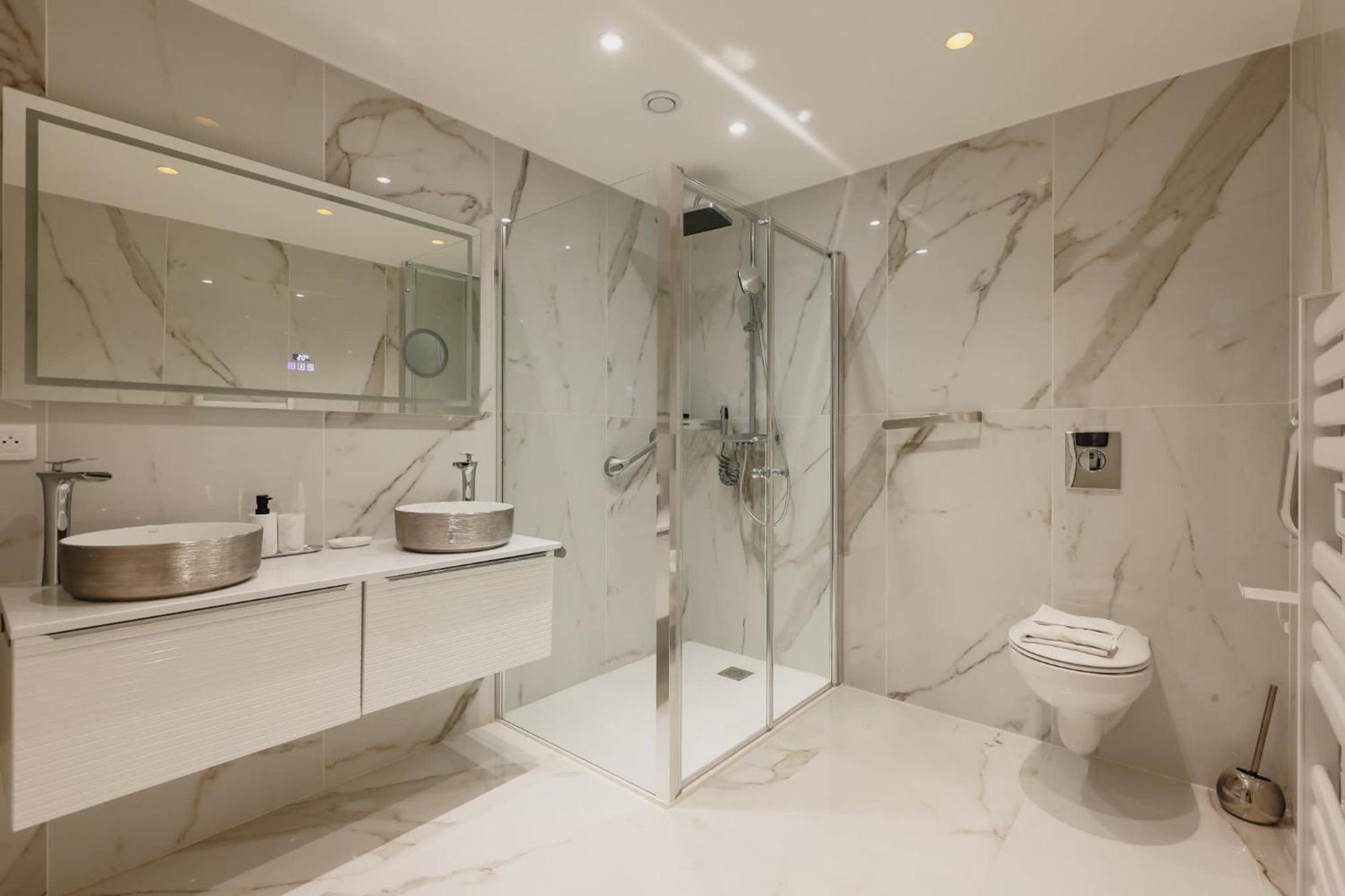 Chic Et Comfort In The Heart Of The Sentier *